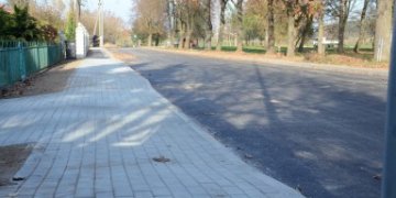 Atnaujinta Ąžuolų gatvės atkarpa Eišiškėse