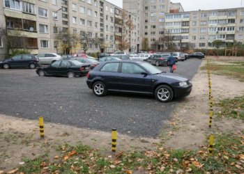 Vilniuje įrengta 1200 naujų vietų automobiliams kiemuose