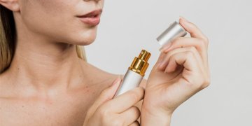 Trys priežastys, kodėl verta pirkti mini versijos kvepalus