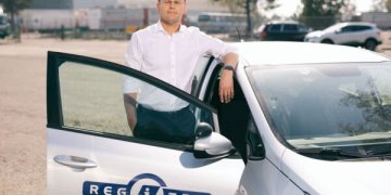 „Regitra“: pažangios technologijos automobiliuose padeda vairuotojui, o ne vairuoja už jį