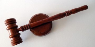 Napoleono batai galėtų būti parduoti aukcione už 80 tūkst. eurų