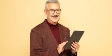 V. Pauliukaitis: kai kuriems senjorams internetas vis dar yra parduotuvė, turgus ir bažnyčia