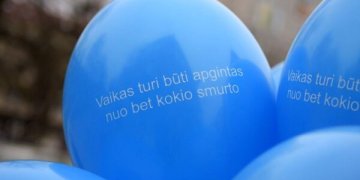 Pasaulinę smurto prieš vaikus prevencijos dieną – ryškus priminimas iš vaiko teisių gynėjų