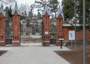 Atsinaujinančios istorinės Rasų kapinės pasiruošusios priimti Sukilimo vadus