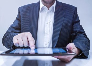 Neįgalieji ginasi nuo medikais tapusių darbdavių