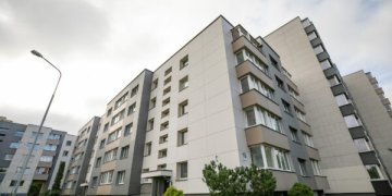 Savivaldybė nemokamai atnaujins renovuotų daugiabučių kiemus