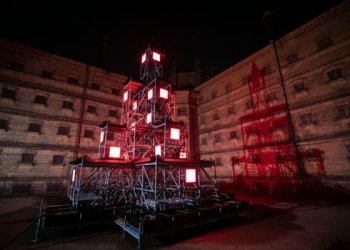 Buvusio Lukiškių kalėjimo kiemas transformavosi į alternatyvias Kalėdas