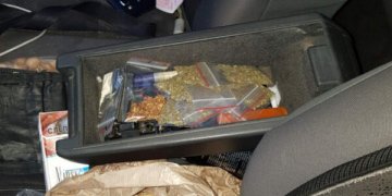 Šalčininkų pareigūnams įkliuvo narkotikų platintojas