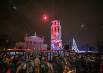 Vilniečiai Naujųjų metų naktį viešuoju transportu keliaus nemokamai