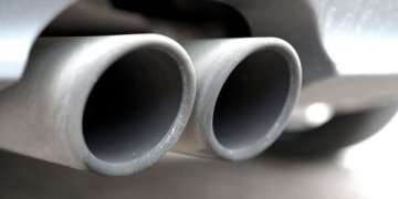 Automobilių taršos mokestis – nuo kitų metų liepos