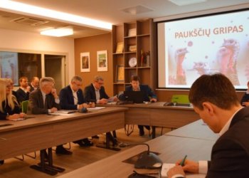 Lietuvos paukštininkystės atstovai nerimauja dėl Lenkijos paukščių gripo –  susitiko su VMVT