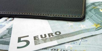 Gali tekti susiveržti diržus: taupyti šiemet bus sunkiau