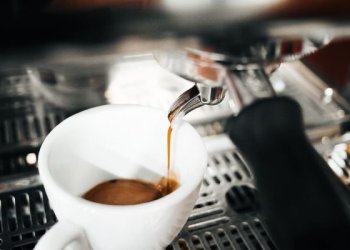 Kasmetė akcija „Susitikim prie kavos puodelio”: vis daugiau dalyvių ir gerų emocijų