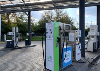 Naujos galimybės ekologiško transporto entuziastams Vilniuje – atidaryta nauja visą parą veikianti SGD stotis