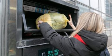Tekstilės atliekų surinkimo naujovės sostinėje: 105 nauji konteineriai patogesnėse vietose