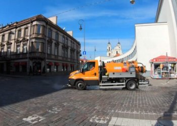 vilniuje dezinfekuojamos gatvės