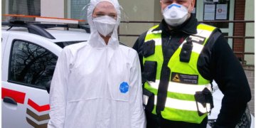 Ekskomisarų biuras ir medikai