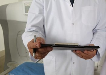 medikai deklaruos kur dirba