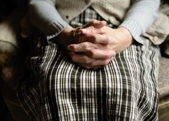 Globotiniai į globos įstaigas galės grįžti tik įsitikinus, kad neserga