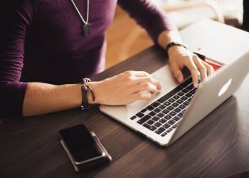 Iki devynių darbuotojų turinčios įmonės galės gauti subsidiją