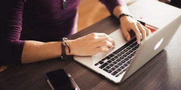 Iki devynių darbuotojų turinčios įmonės galės gauti subsidiją