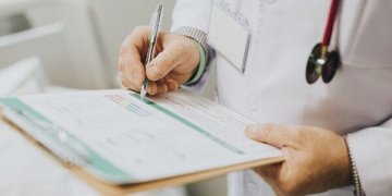 Pradedamas seroepidemiologinis tyrimas: Lietuvos gyventojus kvies pasitikrinti greitaisiais testais