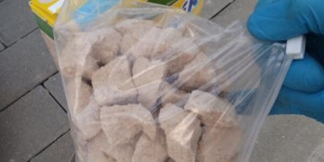 Vilniaus mieste sulaikyti asmenys gabenę kilogramus karfentanilio