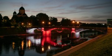 Vilniaus dovana Baltarusiją palaikančiam „Laisvės keliui” – 20 tūkst. vėliavėlių