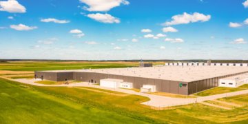 Naujoji „Vilniaus baldų” gamykla pradeda darbą: gamybos pajėgumus bendrovė augins dvigubai