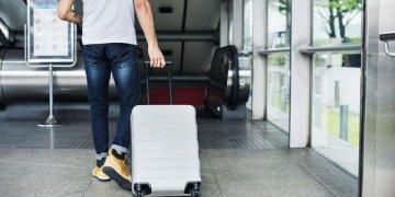 Atvykstantys į Lietuvą lėktuvais ir laivais privalo registruotis