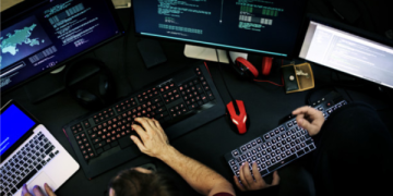 refurbished kompiuteris