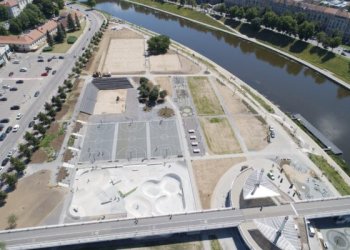 Vilnius tobulins Neries kairiosios krantinės projektą