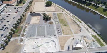 Vilnius tobulins Neries kairiosios krantinės projektą