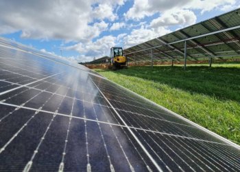 Saulės energija ESO tinklais pasieks vartotojus