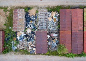 Vilniečiai jau nukėlė penktadalį – beveik 2 000 – metalinių garažų