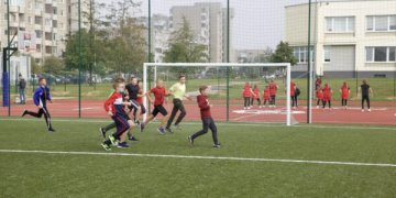 Naujas sporto aikštynas sostinės M. Mažvydo progimnazijai