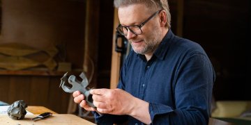 Skulptorius Tadas Gutauskas. Foto Artūro Jendovickio.