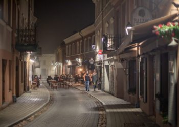 Vilnius: barams – griežtesnės taisyklės, bet ne uždarymas