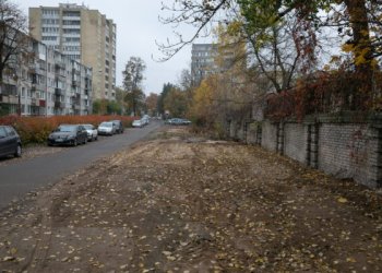 Sostinėje jau nebeliko 40 proc. metalinių garažų masyvų