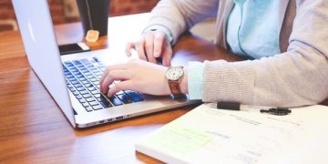 ruošti namų darbus