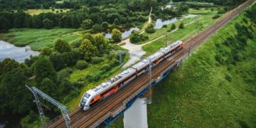 Aktuali žinia keliaujantiems traukiniais – atnaujinti metiniai tvarkaraščiai