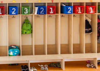 Dalis vaikų grįš į sostinės mokyklas: ką svarbu žinoti tėvams