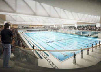 Vilniaus savivaldybė pasirašė sutartį su nauju Lazdynų baseino statytoju