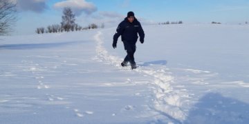 Pas pasiligojusį vyrą patruliai klampojo pusantro kilometro