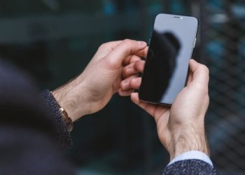 NVSC prašo informuoti apie klaidinančias žinutes