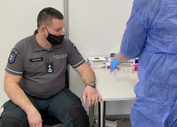 Pirmųjų skiepų nuo COVID-19 sulaukė Šalčininkų rajono policija