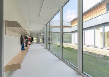 Vilniuje saugiam kontaktiniam ugdymui atidaromos dar 6 mokyklos