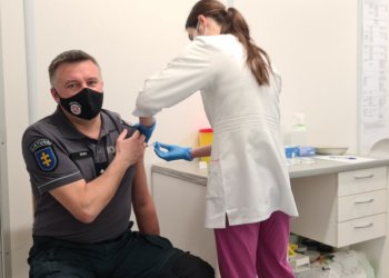 Pirmųjų skiepų nuo COVID-19 sulaukė ir Trakų r. policija