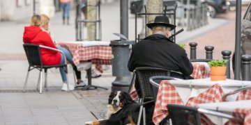 Vilnius ruošiasi lauko kavinių sezonui