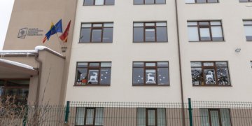 Dar 3 sostinės mokyklos planuoja atverti duris moksleiviams